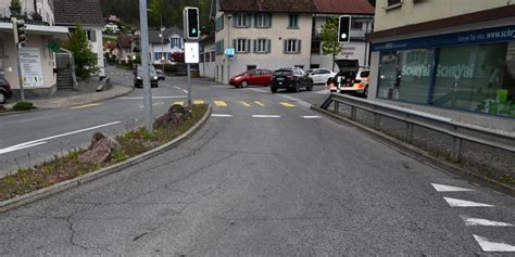 Unfall In Sargans Sg J Hriger Scooter Lenker Bei Sturz Verletzt