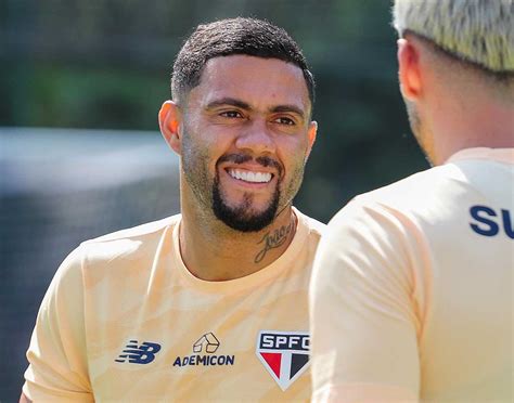 São Paulo espera ter Wellington Rato contra o InternacionalJogada 10