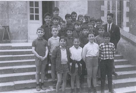 Photo De Classe 7eme De 1967 ECOLE SAINT CYR Copains D Avant