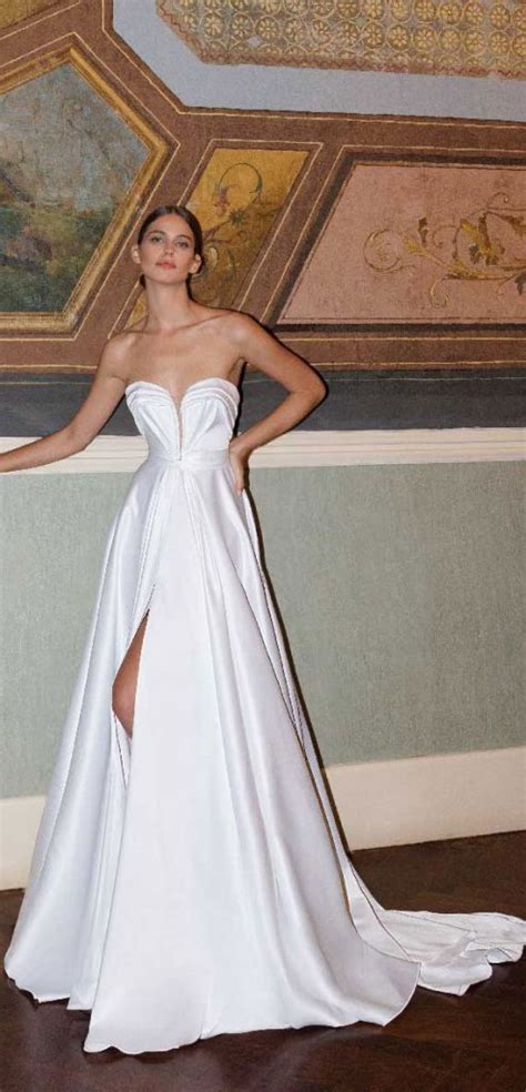 50 Breathtaking Wedding Dresses In 2022 Elegant Simple Wedding Dress