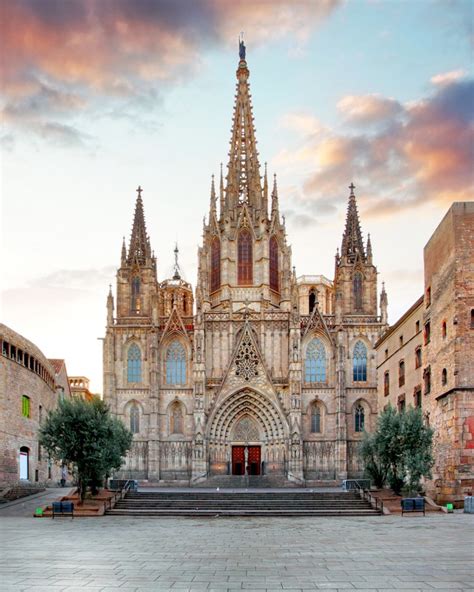 Gallery of Barcelona City Guide: 23 Places to See in Gaudi’s Birthplace ...