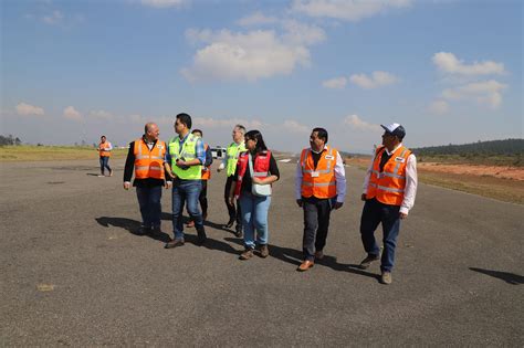 Mandatario Regional Lider Recorrido En El Aeropuerto De Chachapoyas