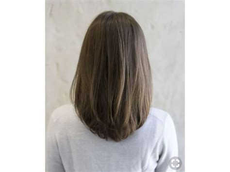 25 Stunning Medium Length Haircuts For Women 2022 Fabbon