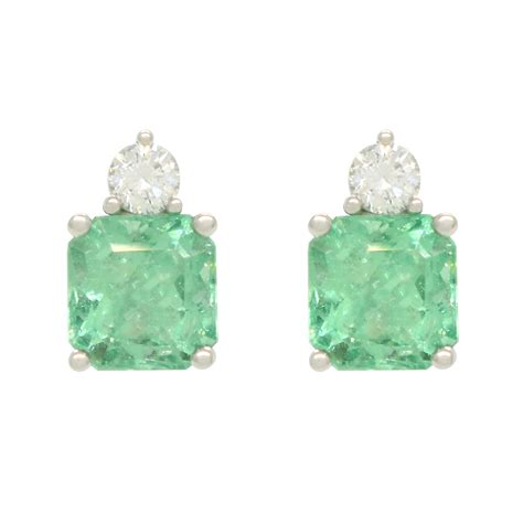 Emerald Collection | Emerald Earrings | Queen Emerald