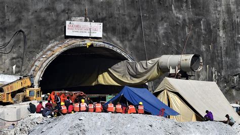 Uttarkashi Tunnel Collapse Drilling To Rescue 41 Trapped Workers