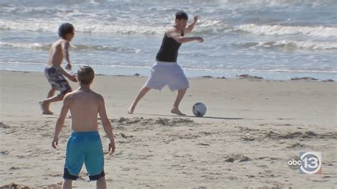 Crowds Flock To Galveston Beaches For Second Weekend In A Row Abc