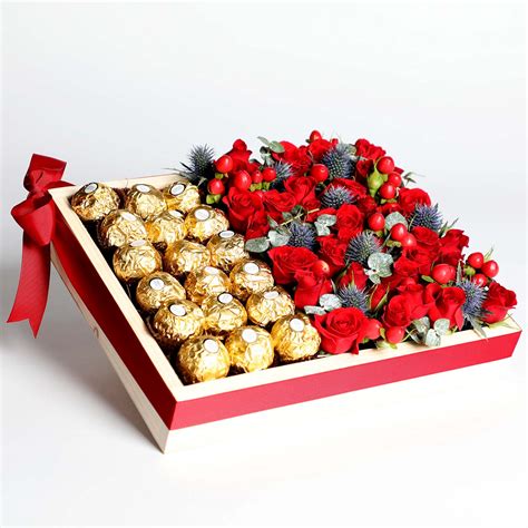 Online Premium Chocolates And Roses Bouquet T Delivery In Qatar Fnp Qa