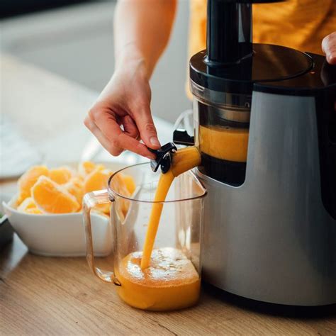 7 Best Masticating Juicer Options For Homemade Juice In 2023