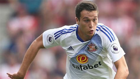 Newcastle Announce Signing Of Former Sunderland Defender Javier