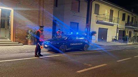 Ravenna Minaccia Lex Compagna E I Suoi Familiari 40enne Arrestato