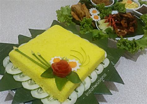 Resep Nasi Kuning Rice Cooker Mudah Dibuat Oleh Indah Wusono Cookpad