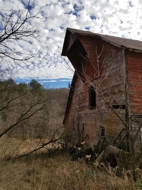 Abandoned Barn In Wisconsin Oc 4032x3024 Photo Photography