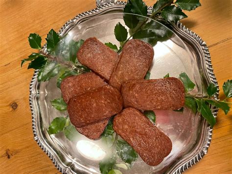 Limited Edition Figgy Pudding Spam I Tried It So You Dont Have To