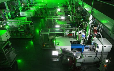 5 Ways Lights Out Manufacturing Has Transformed Injection Molding