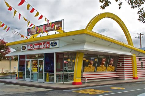 Golden Arch Classic Mcdonalds In San Jose California Th Flickr