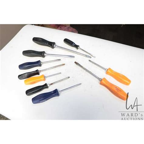 Selection of ten assorted Snap-On screwdrivers