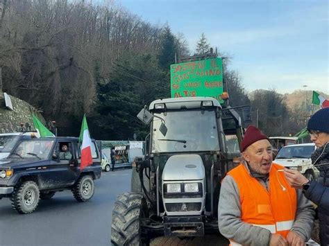 La Protesta Dei Trattori Non Infiamma La Liguria Ma Il Leader Annuncia