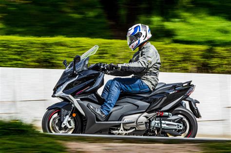 Prueba Kymco Ak Premium M S Refinado Y Mejor Equipado Moto Pro