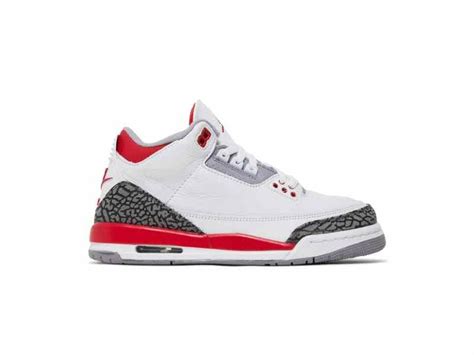 Кроссовки Air Jordan 3 Retro Gs Fire Red 2022 купить оригинал цена в