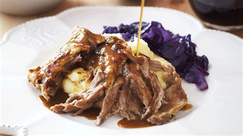 Slow Cooked Pulled Lamb Recipe | Beef + Lamb New Zealand