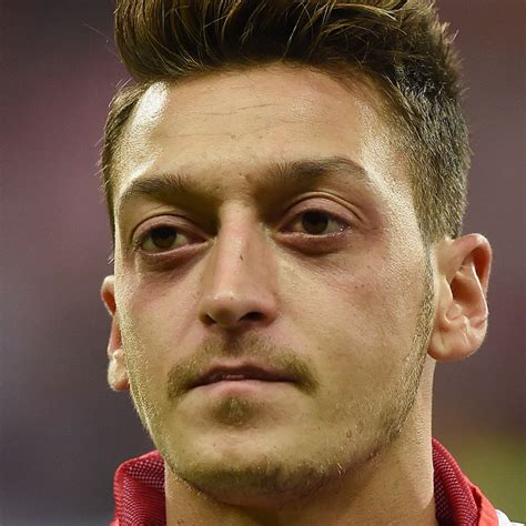 Mesut Ozil Bug Eyes