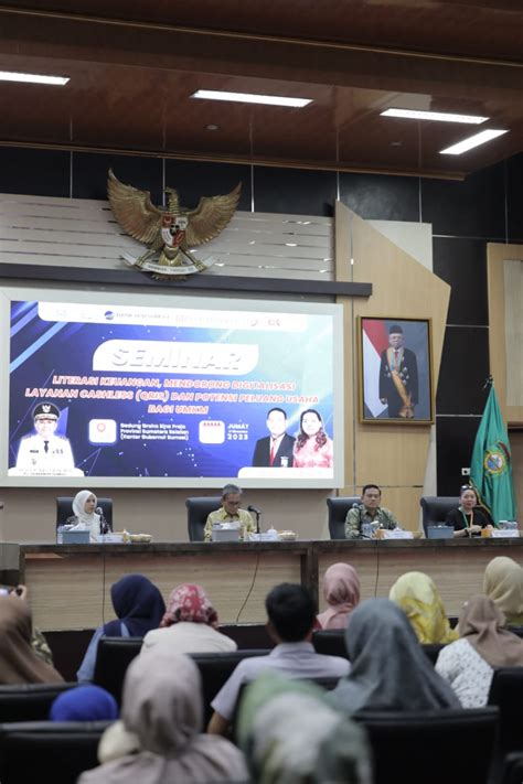 Sekda Buka Seminar Digitalisasi Layanan Cashless Dan Potensi Peluang