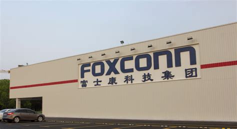 Foxconn to open Wisconsin factory, make coffee robots - Warrior Trading ...