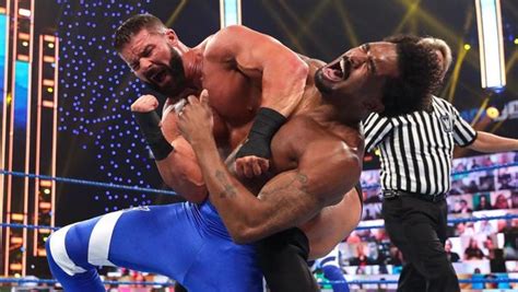 7 Ups And 2 Downs From Wwe Smackdown Nov 27 Page 4