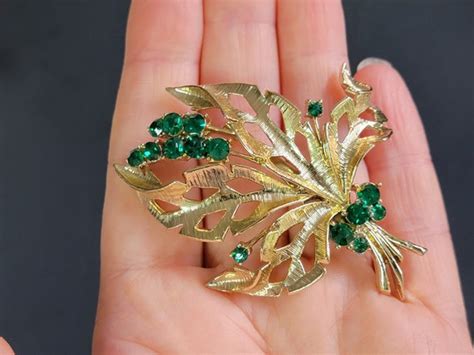 Emerald Green Rhinestone Leaf Brooch Pin Emerald Gree… Gem