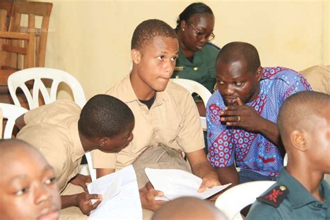 Création du club d art oratoire de l Ecole militaire préparatoire