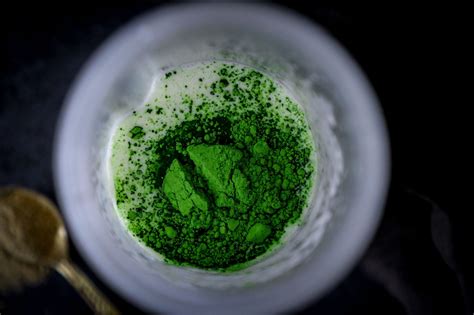 Matcha pistachio lassi – From bowl to soul