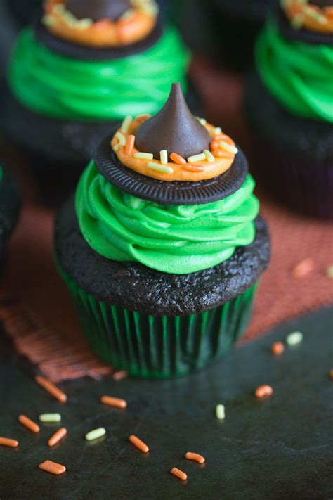 Witch Hat Cupcakes Recipe With Images Halloween Food Cupcakes