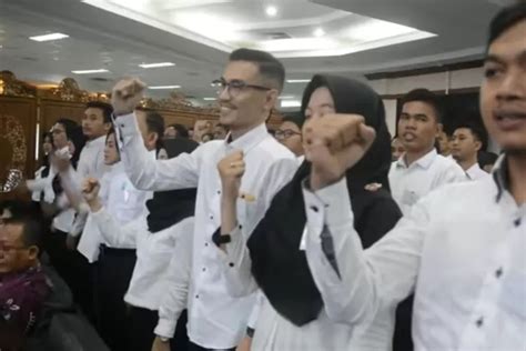 Contoh Deskripsi Diri Pppk Guru Rujukan Penting Untuk Pendaftaran