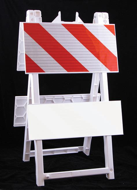 Type I And Type Ii Econocade® Barricades 109632 Tapco Traffic