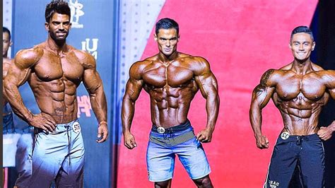 Mens Classic Physique Vs Mens Physique At Wendell Bartlett Blog