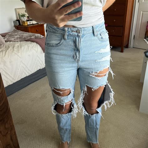 American Eagle Jeans Size 4 Depop