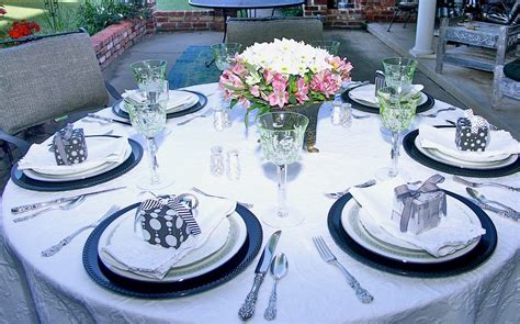 Entertaining Women July 2010 Table Settings Elegant Winter Wedding