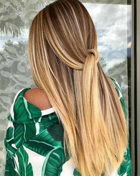 30 Absolutely Stunning Honey Blonde Hair Color Ideas Honey Blonde