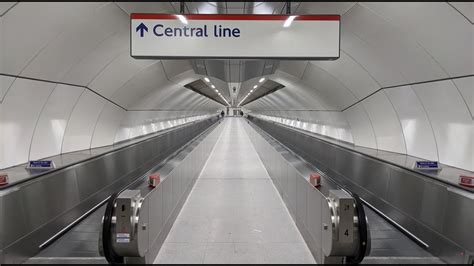 The New Moving Walkway At Bank Tube Station YouTube