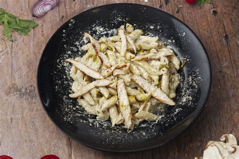 Pesto Genovese Di Polo Pasta Castello Bianco Dostava Hrane Beograd