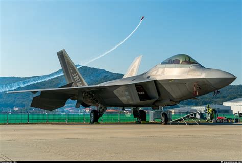 05 4093 United States Air Force Lockheed Martin F 22A Raptor Photo By H