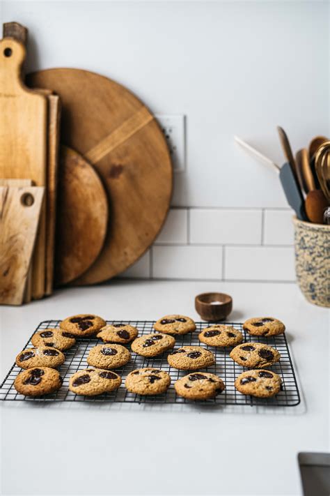 CRISP CHEWY FLOURLESS CHOCOLATE CHIP COOKIES GLUTEN FREE DAIRY FREE