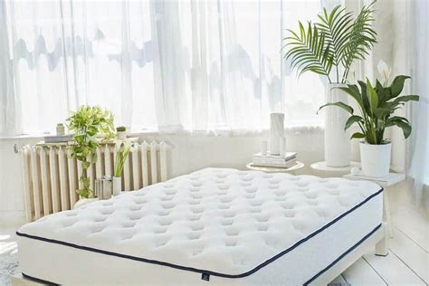 Best Memory Foam Mattresses - The Mattress Nerd