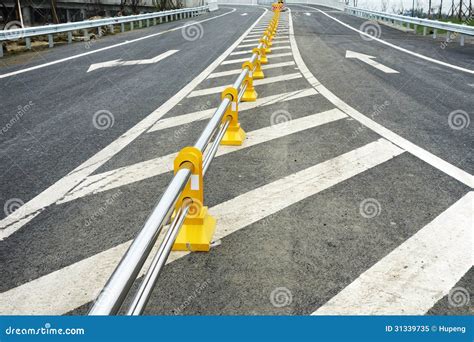 Median On A Road Royalty Free Stock Photo - Image: 31339735