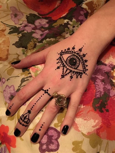 Henna Style Tattoos Henna Inspired Tattoos Henna Tattoo Hand Henna