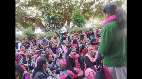 Ludhiana Asha Workers Accuse Administration Of Harassment Stage