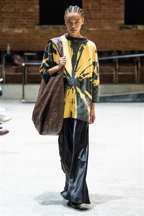 7 Top Trends From The New York Fall 2019 Runways Fashion Tie Dye Fashion Fashion Inspo