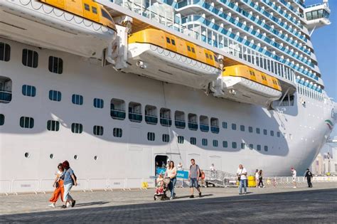 Luxury Cruise Ship Costa Toscana Arrives At Old Doha Port Read Qatar