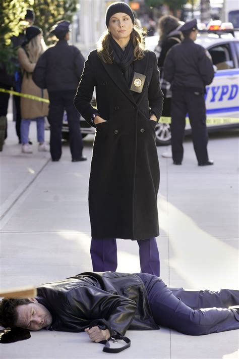 Bridget Moynahan - "Blue Bloods" Set in New York 11/08/2020 • CelebMafia