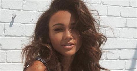 Michelle Keegan Flaunts Smoking Hot Bod In Crop Top Daily Star